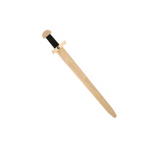 Holzschwert mit naturfarbener Klinge, schwarzem Griffband und halbrundem Knauf, vor weißem Hintergrund.