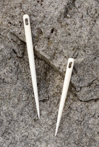 Knochennadel / Nähnadel aus Knochen klein