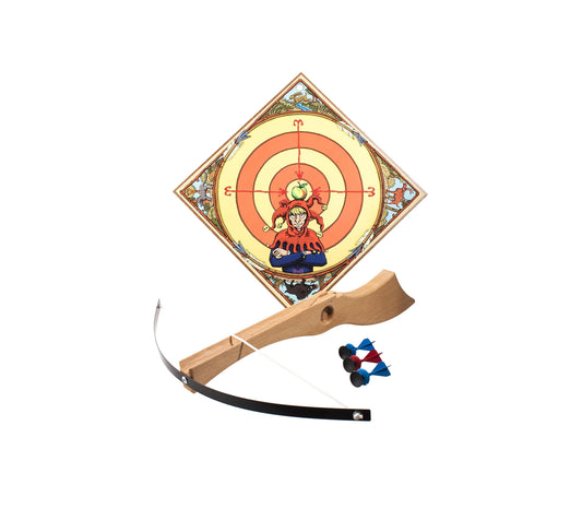 Holzbogen mit drei Pfeilen in Blau und Rot sowie eine Zielscheibe mit einem gezeichneten Narr mit Apfel auf dem Kopf in der Mitte, umgeben von Tieren in den Ecken.